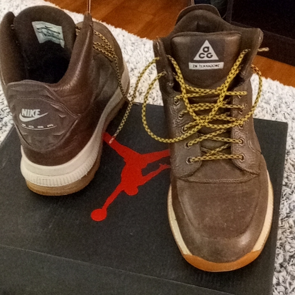 Nike Zoom ACG boots